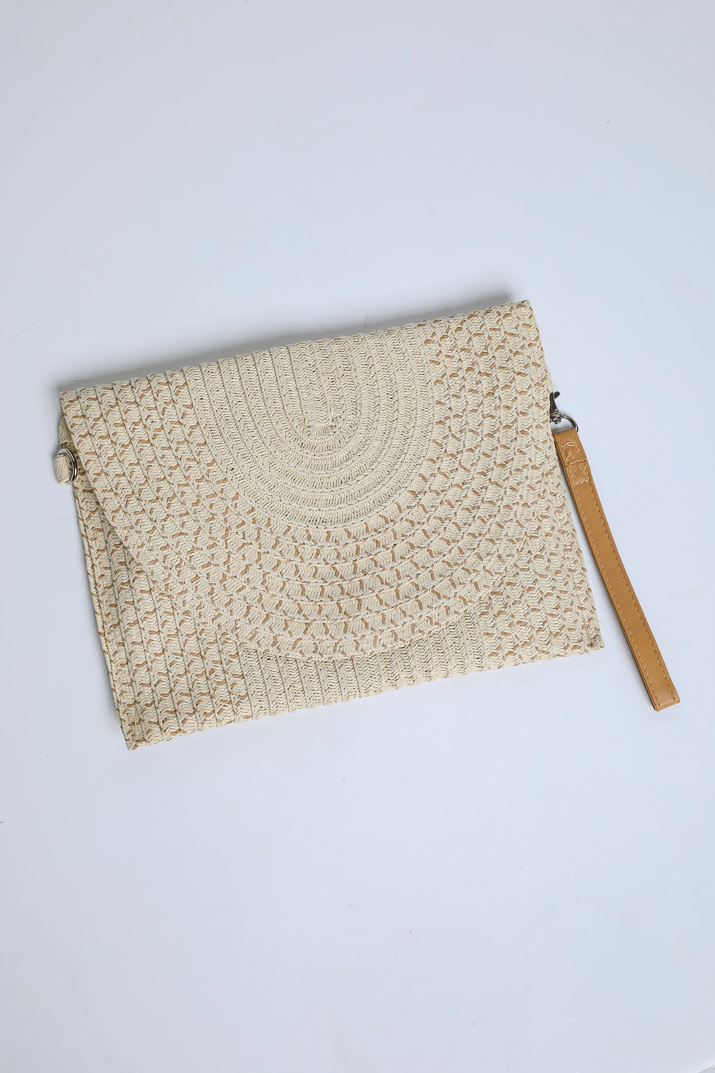 Changing Tides Tan Straw Clutch
