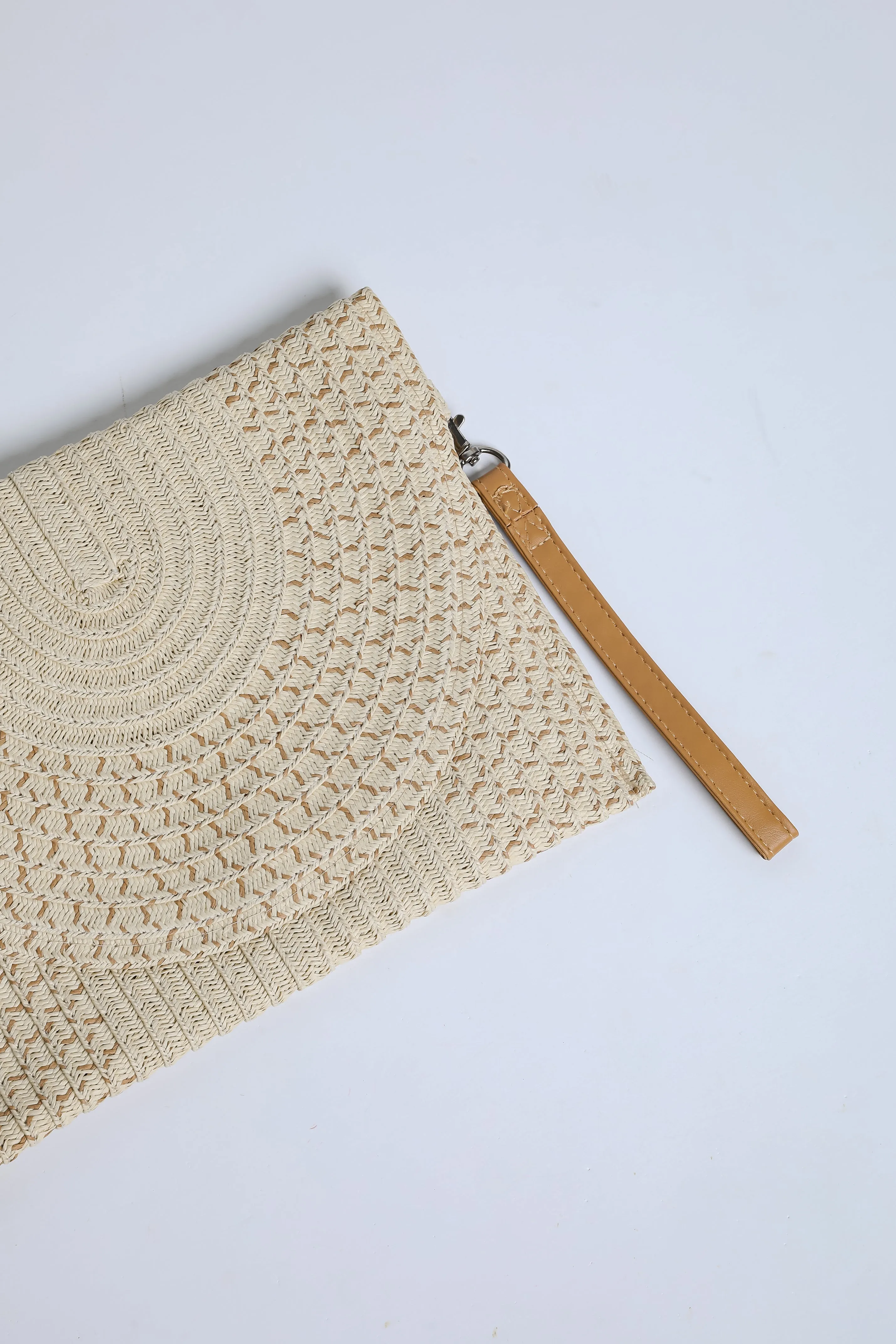 Changing Tides Tan Straw Clutch