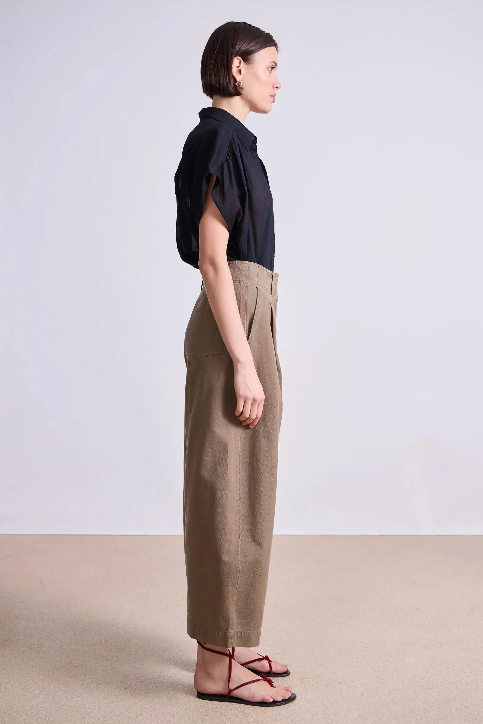 Cropped Cybil Trouser in Oak