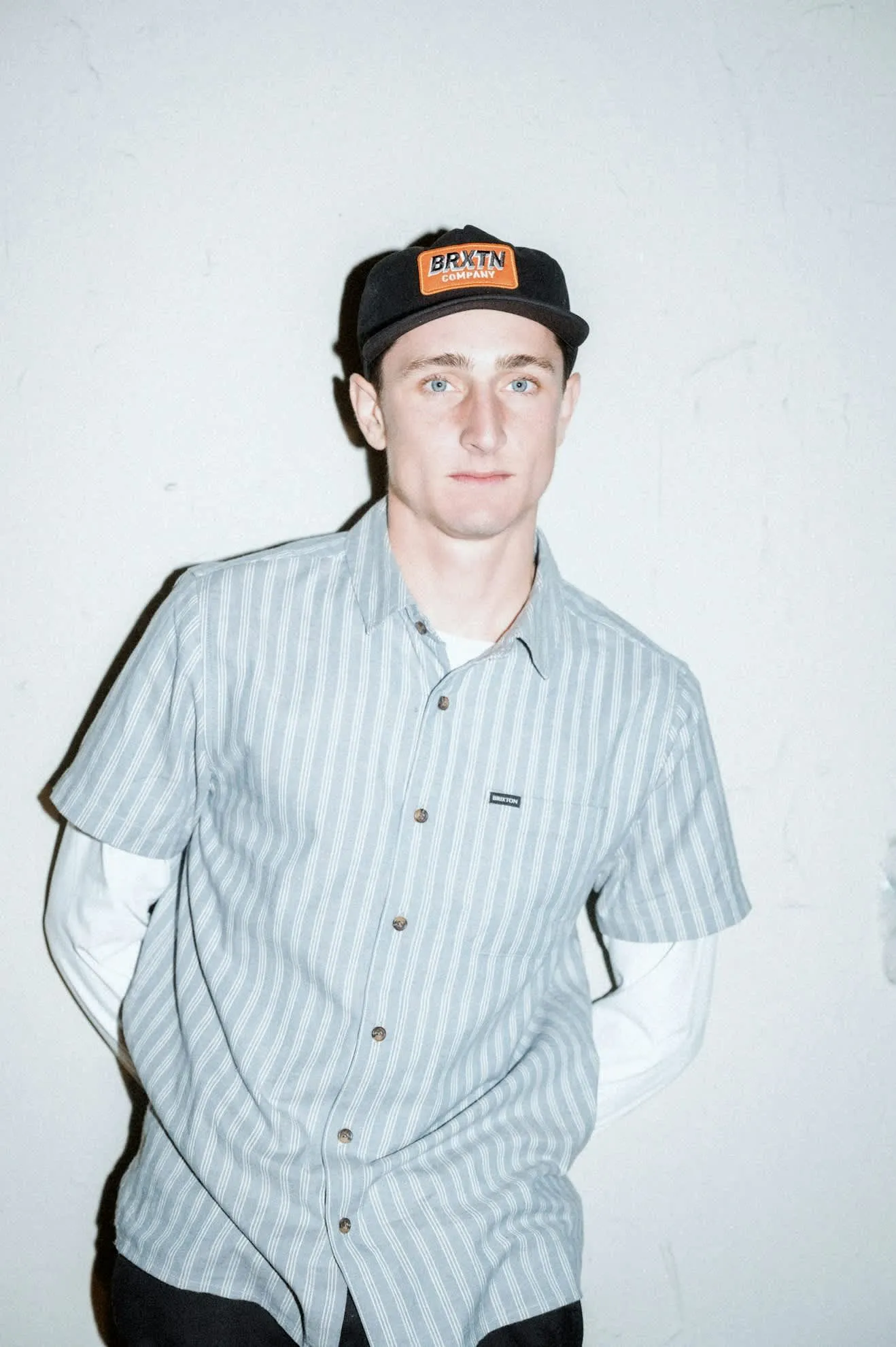 CRU Oxford Stripe S/S Shirt - Basalt Blue/Whitcap Stripe Brixton