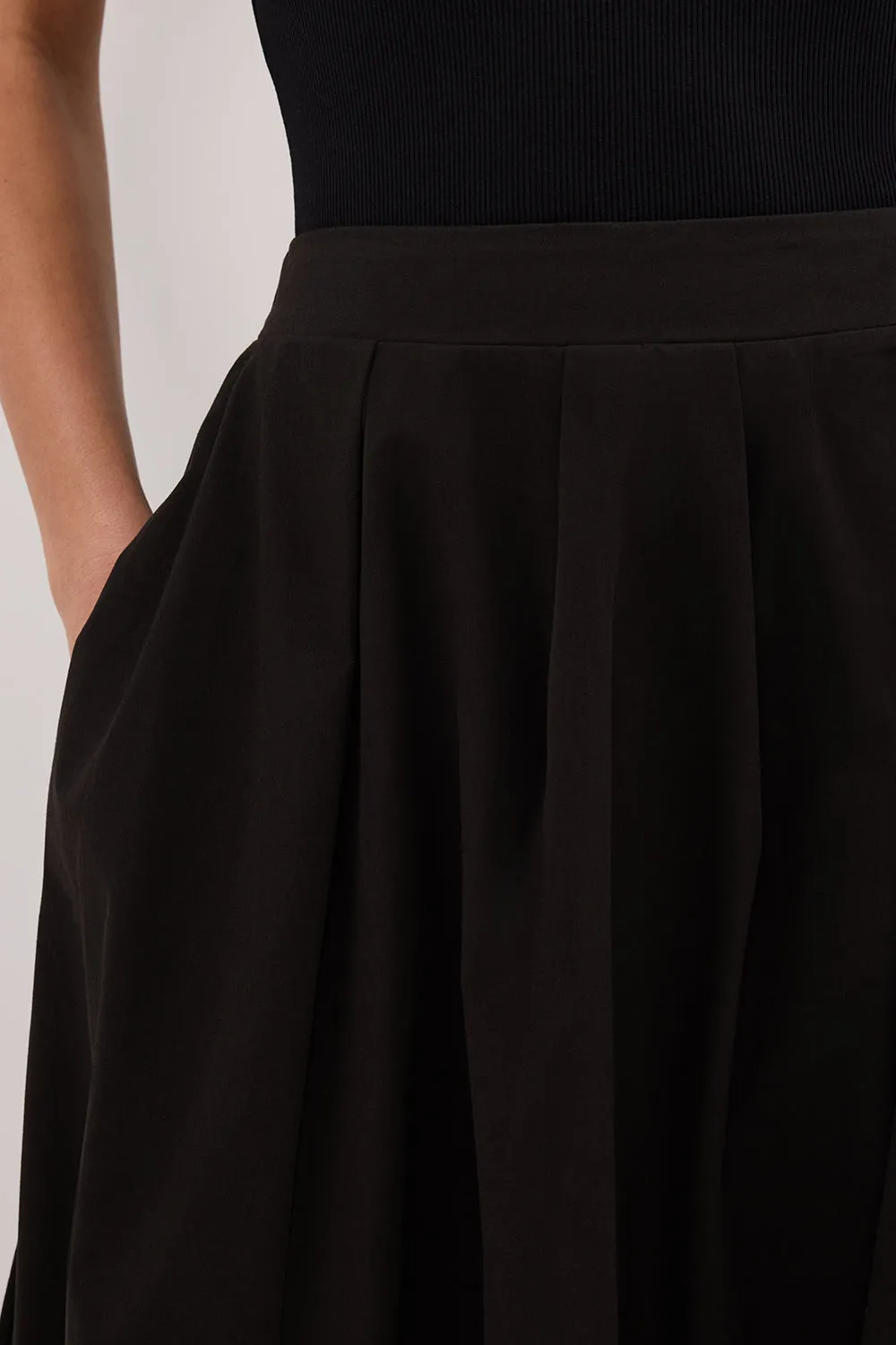 Dissh CONAGH BLACK POPLIN MIDI SKIRT
