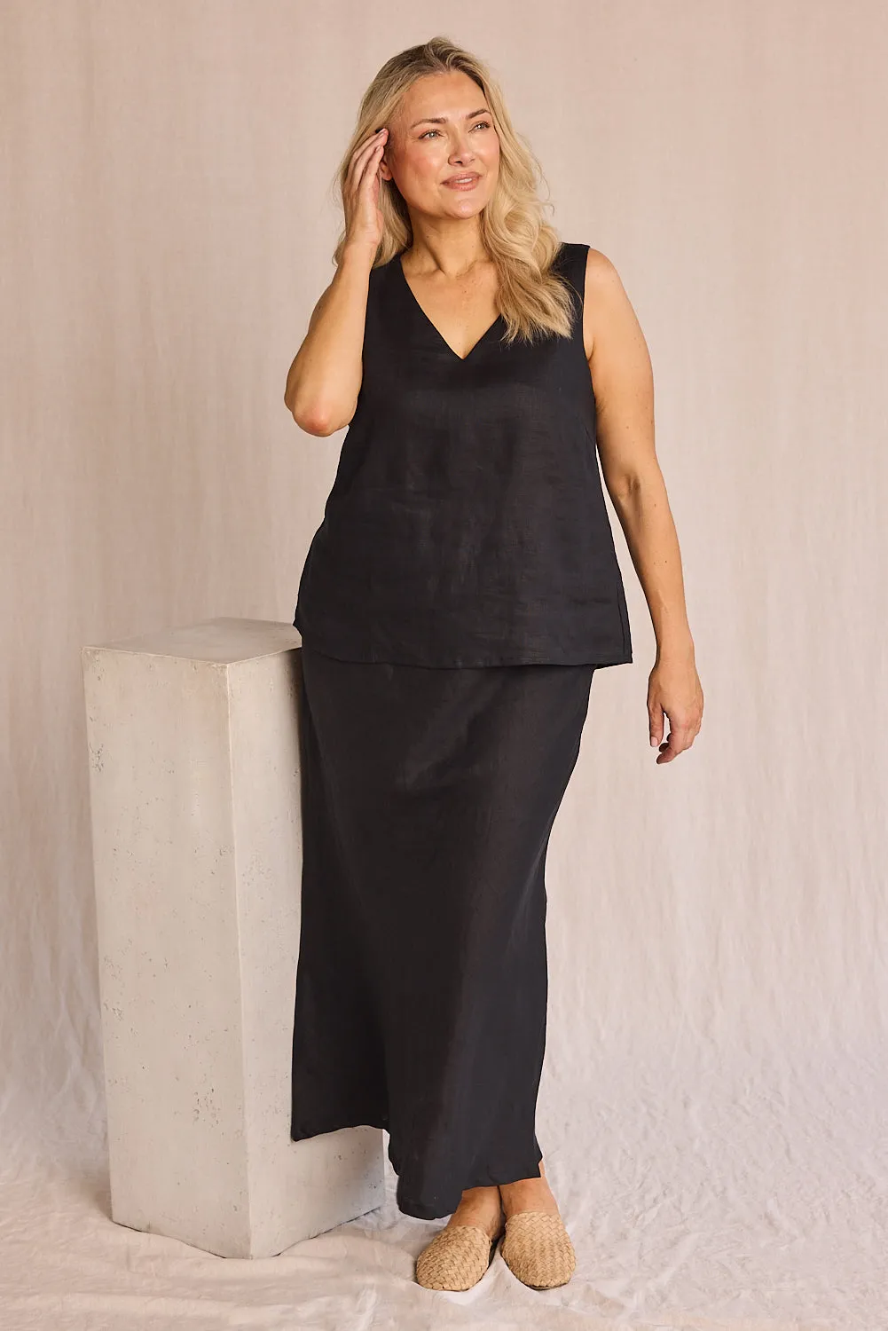 Katie Bias Cut Linen Skirt in Black Adrift