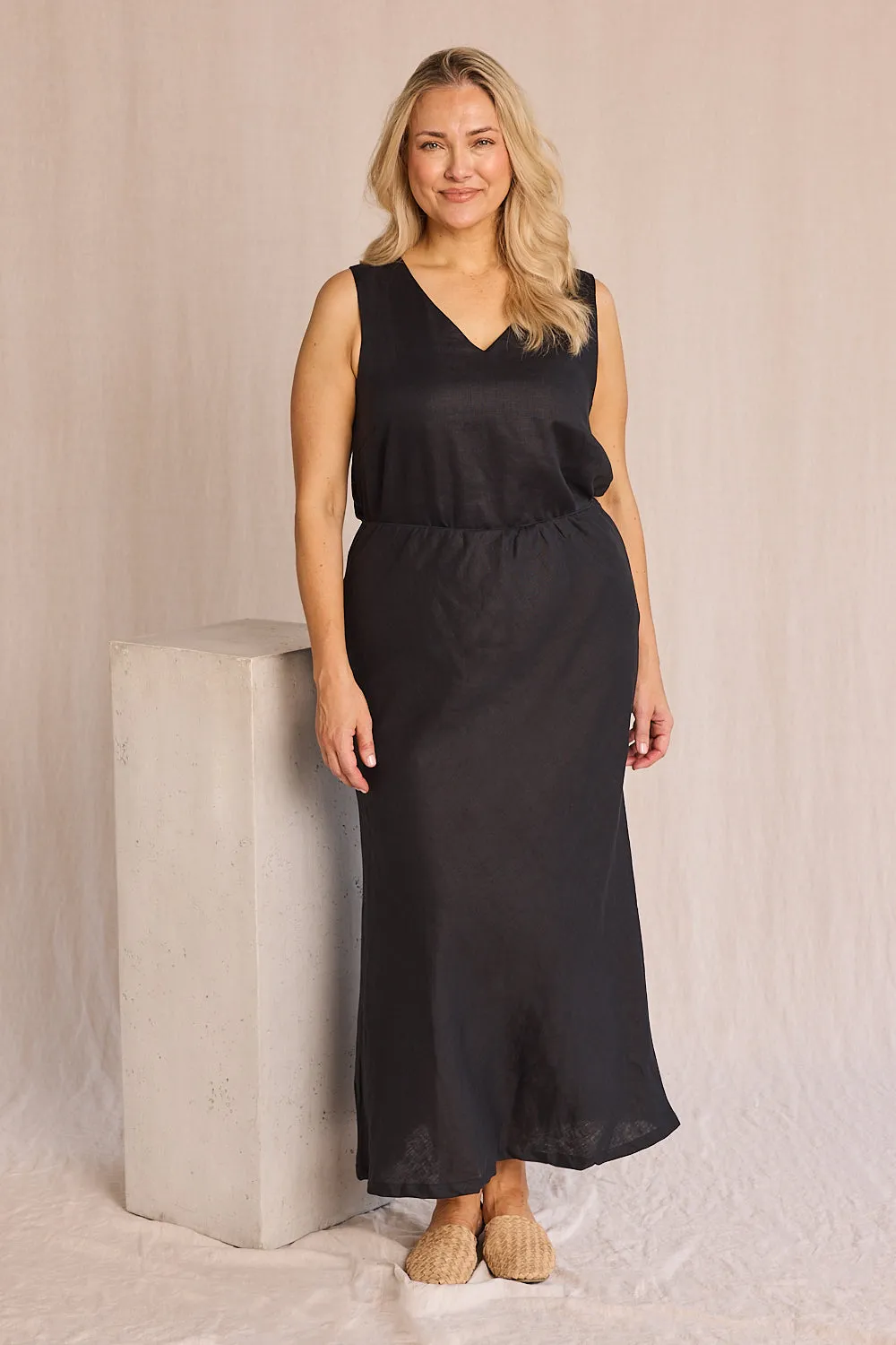 Katie Bias Cut Linen Skirt in Black Adrift