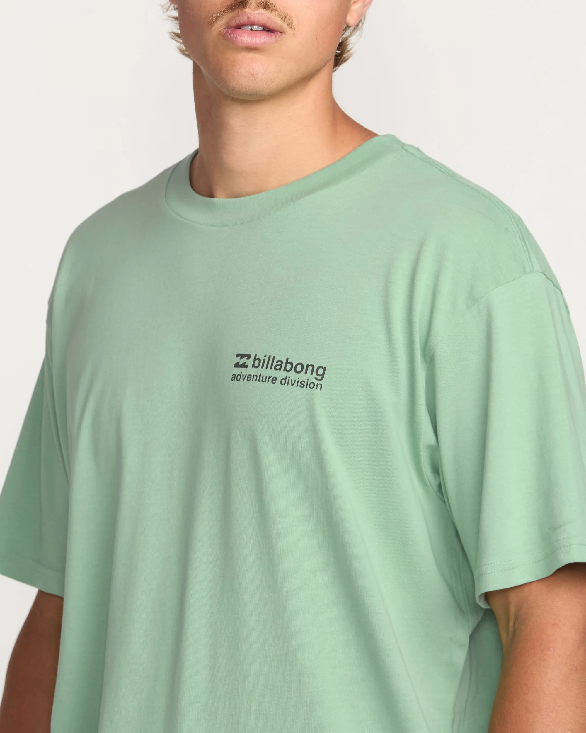 Making Tracks A/Div Tee - Mist Green Billabong